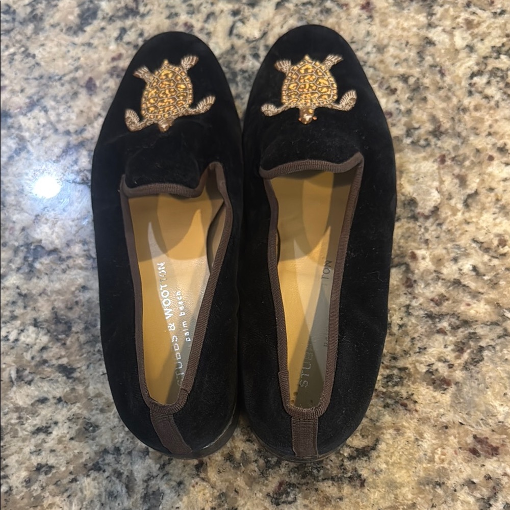 Stubbs & Wootton Black and Gold Velvet Loafers with Turtle Embroidery - Picture 3 of 5
